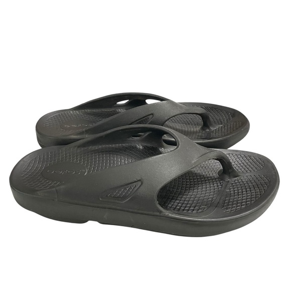 OOFOS – Unisex OOriginal – Post Exercise Active Sport Recovery Thong Sandals - Picture 4 of 12